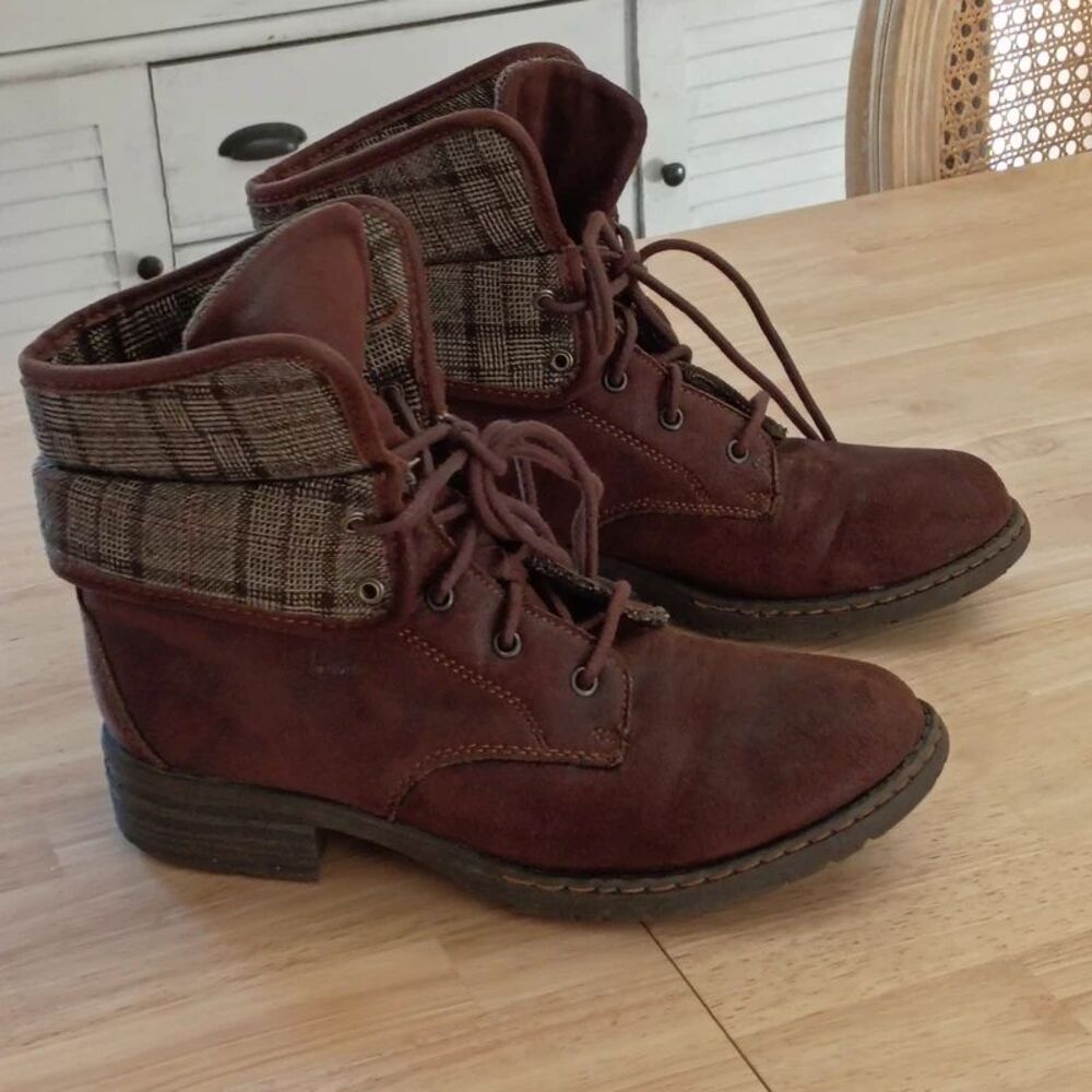 B.O.C Born Concept Bristol Brown Fold-Over Plaid Lace-Up Ankle Boots